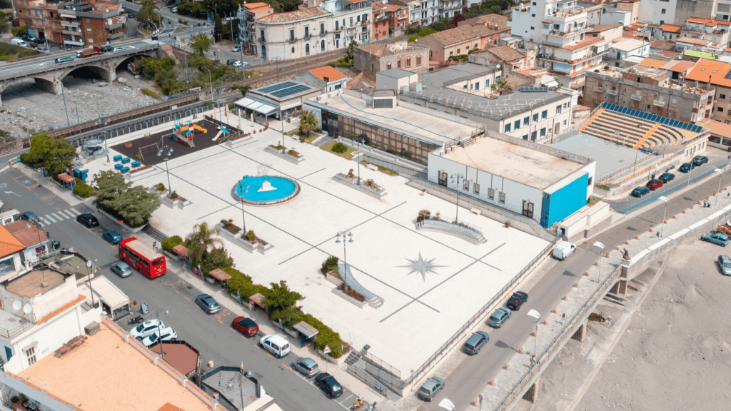 Piazza cagli, Leto Comics & Games, Drone